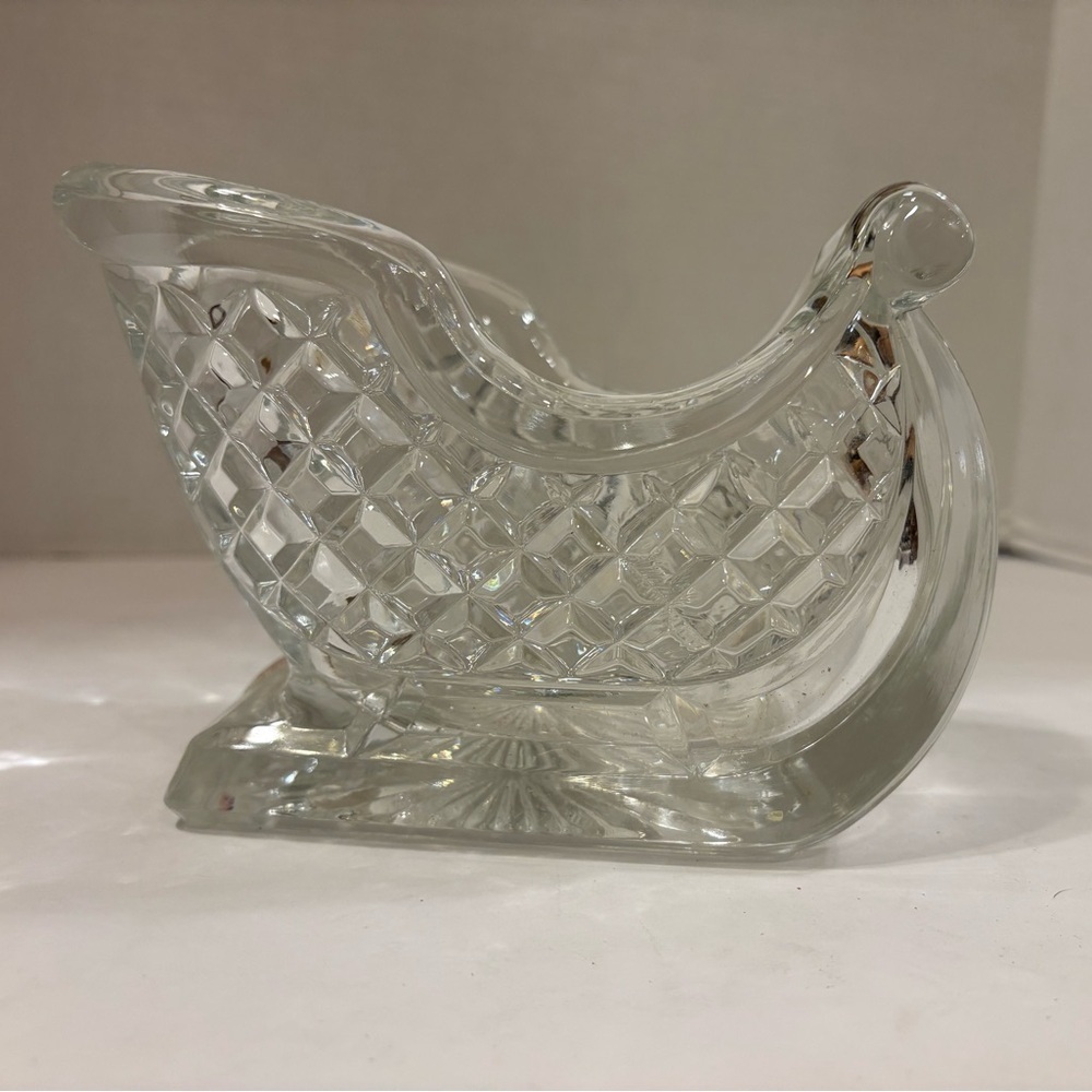 Vintage Christmas Santa Sleigh lead crystal candy dish